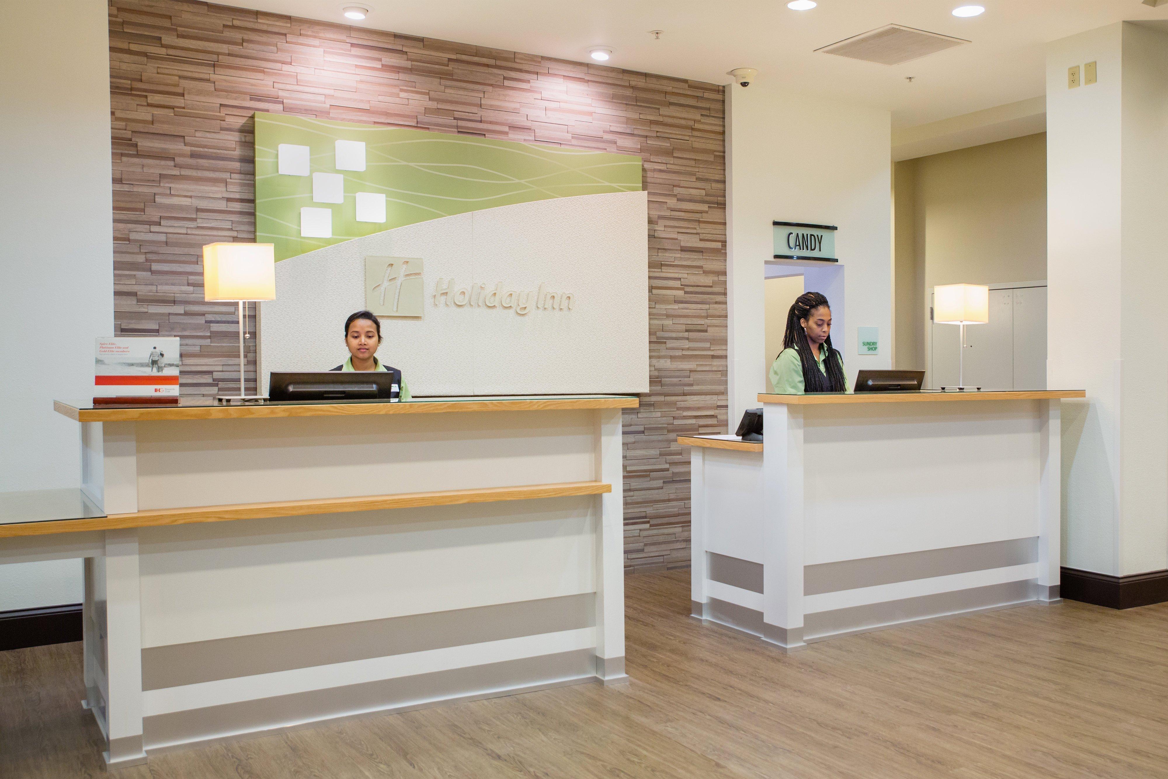 Holiday Inn Hotel & Suites Bloomington Airport By Ihg Exterior foto